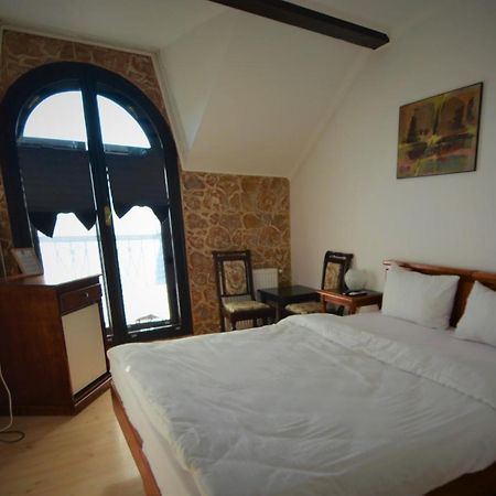 Gala - Guesthouse Oradea Eksteriør bilde