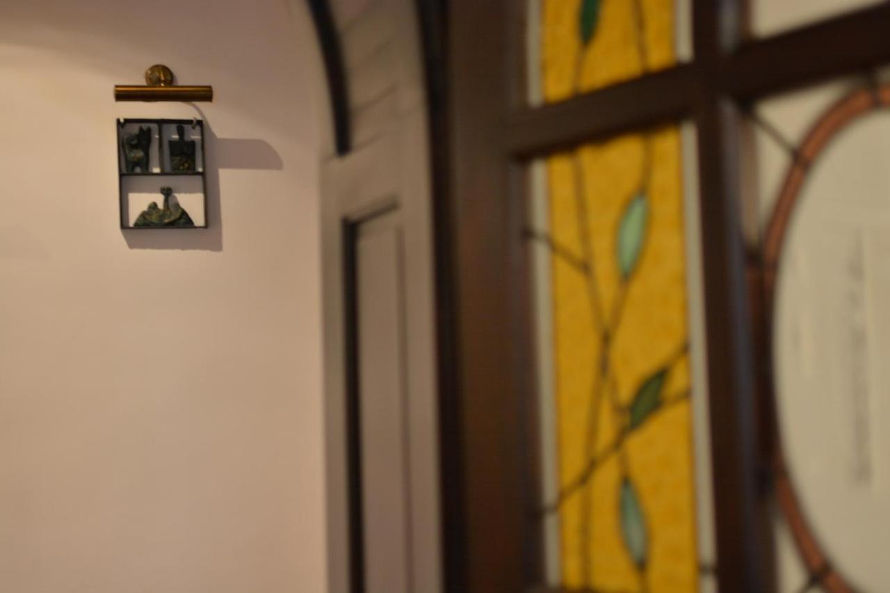 Gala - Guesthouse Oradea Eksteriør bilde