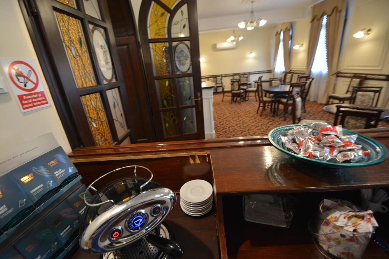 Gala - Guesthouse Oradea Eksteriør bilde